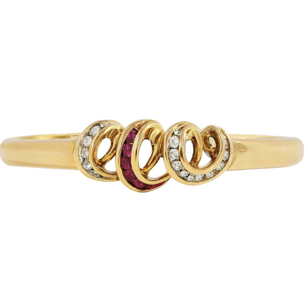 Gold ring with interlocking rings featuring diamonds and a ruby qualified gemmologist
