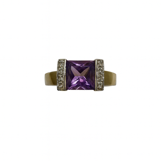 Preloved Amethyst and Diamond Ring SH9106